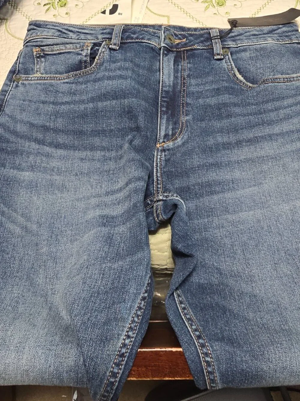 rag & bone rb3 athletic jean in bain wash | 32x30 | Men's
